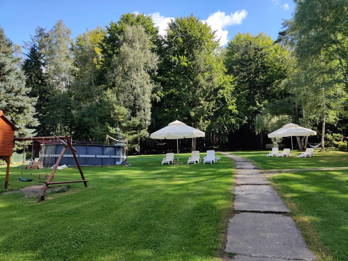 Hotel Osrodek Lesny Rajsko W Zapuscie Zapusta Exteriér fotografie